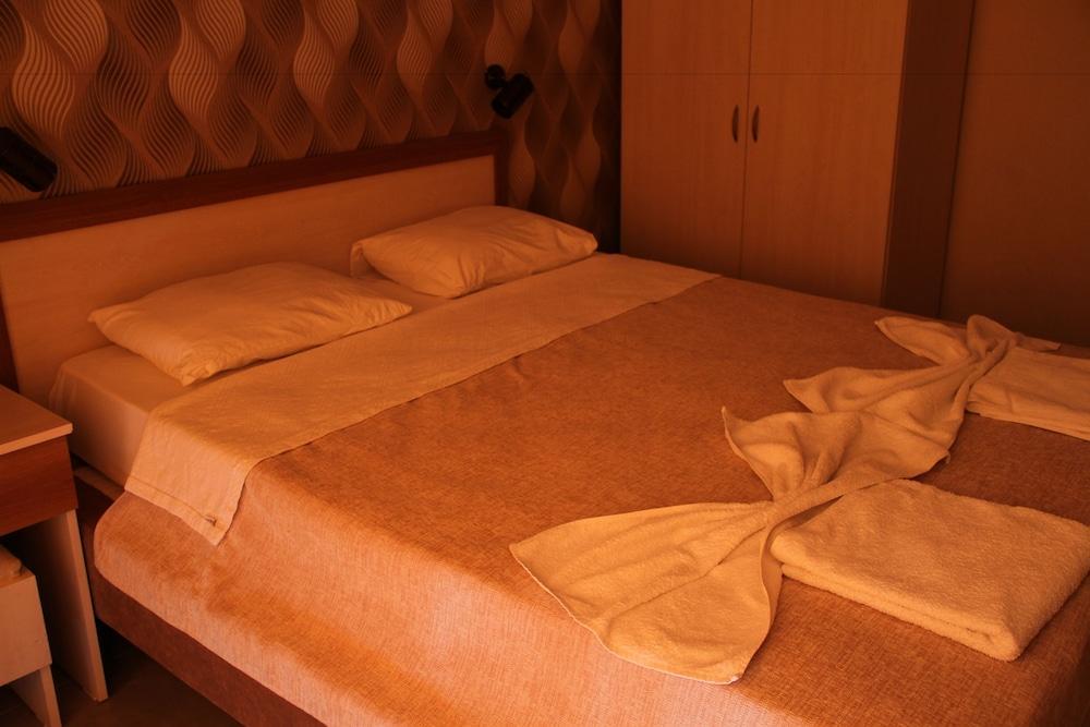 Saturn Hotel Kuşadası Dış mekan fotoğraf