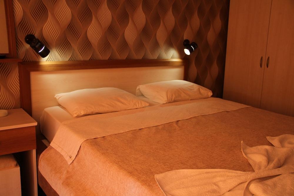 Saturn Hotel Kuşadası Dış mekan fotoğraf