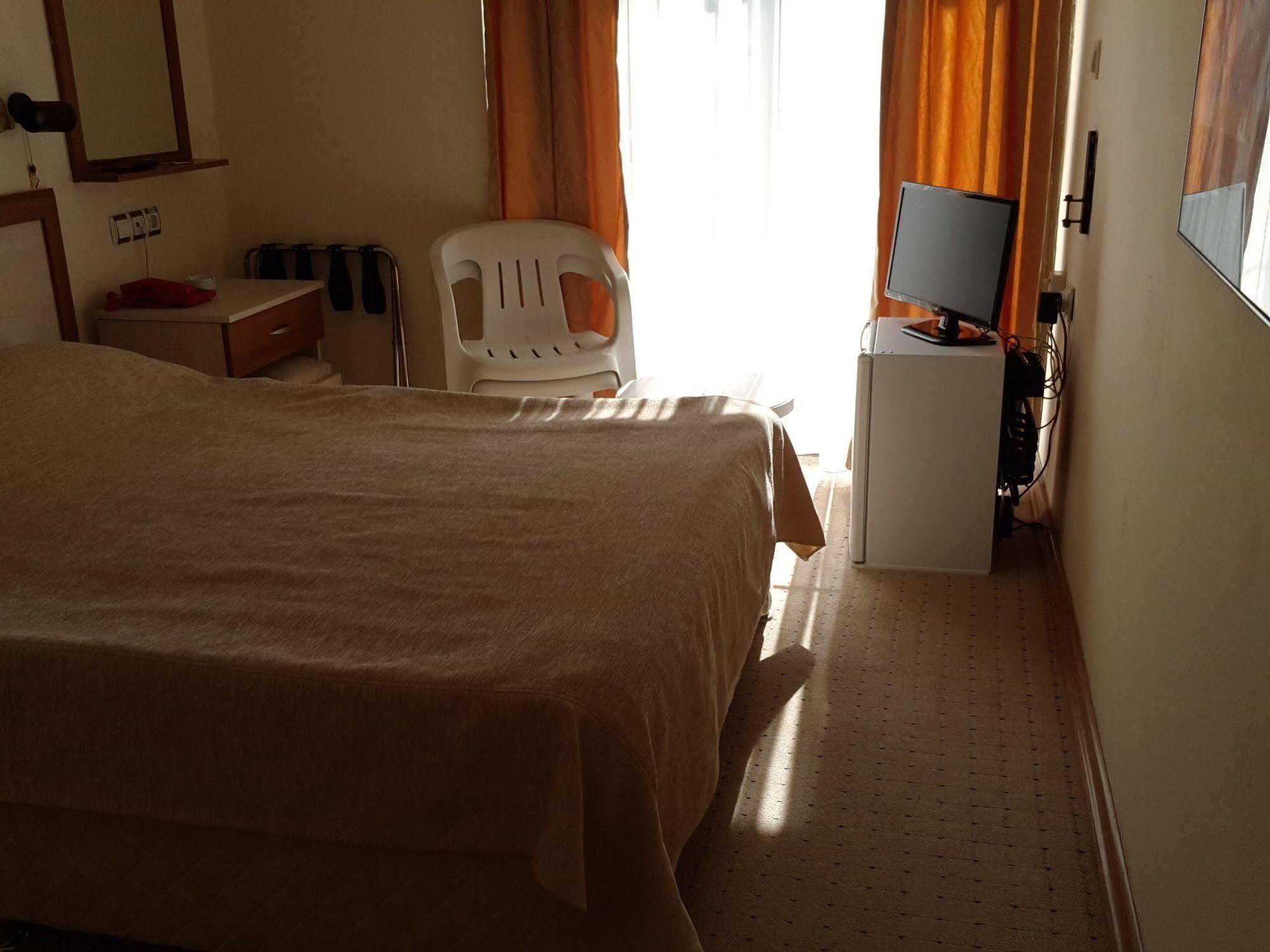 Saturn Hotel Kuşadası Dış mekan fotoğraf