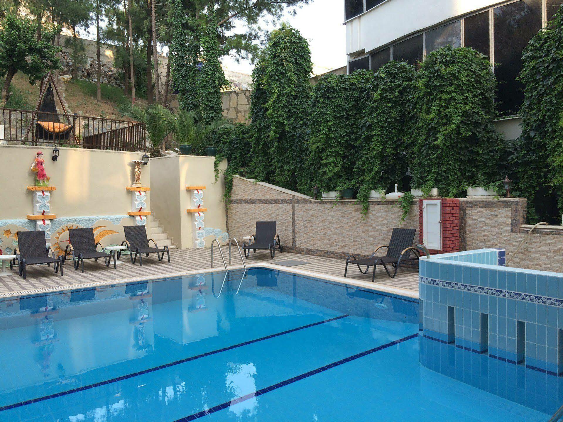Saturn Hotel Kuşadası Dış mekan fotoğraf
